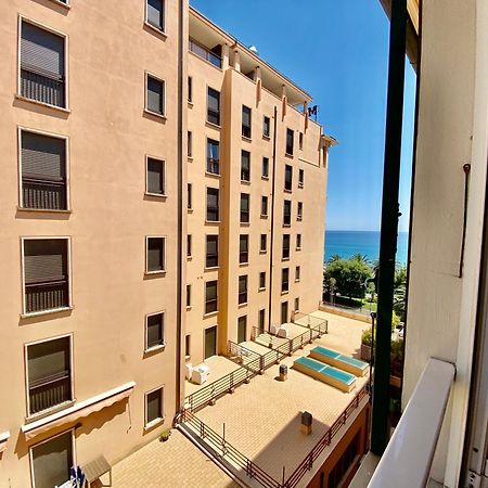 Hotel Alba Chiara Фінале-Лігуре Екстер'єр фото